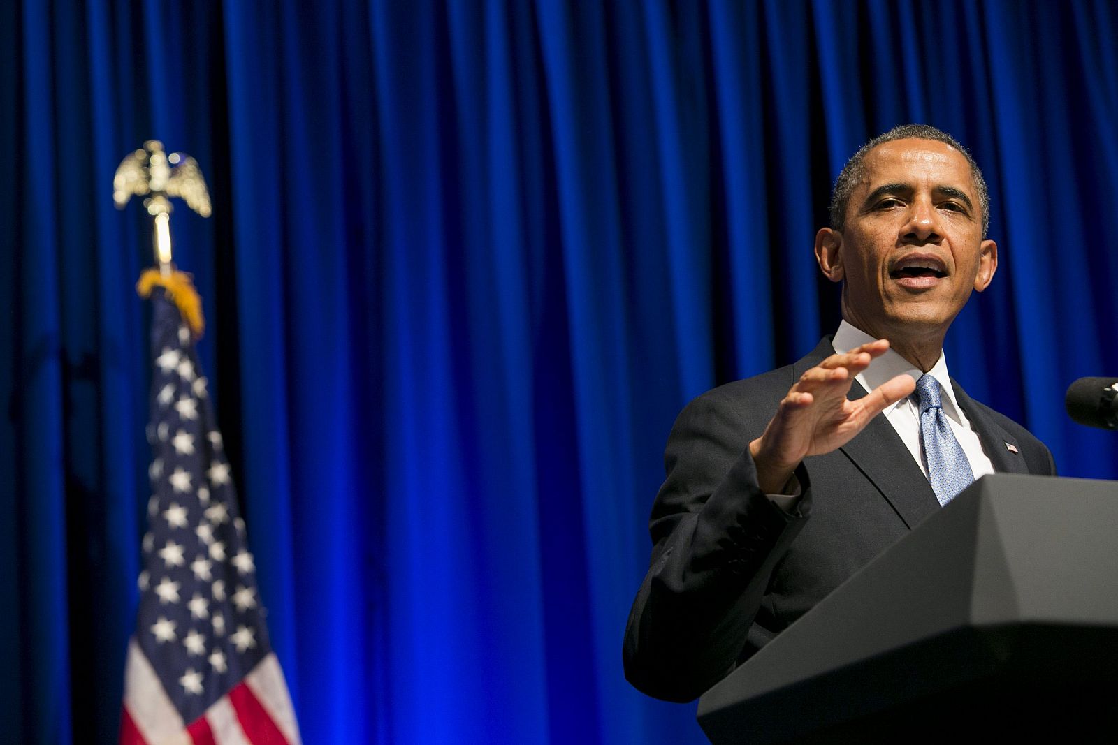 El presidente estadounidense, Barack Obama, pronuncia un discurso durante un evento de Organization for Action en el hotel Mandarin Oriental del centro de Washington DC (EE.UU.)