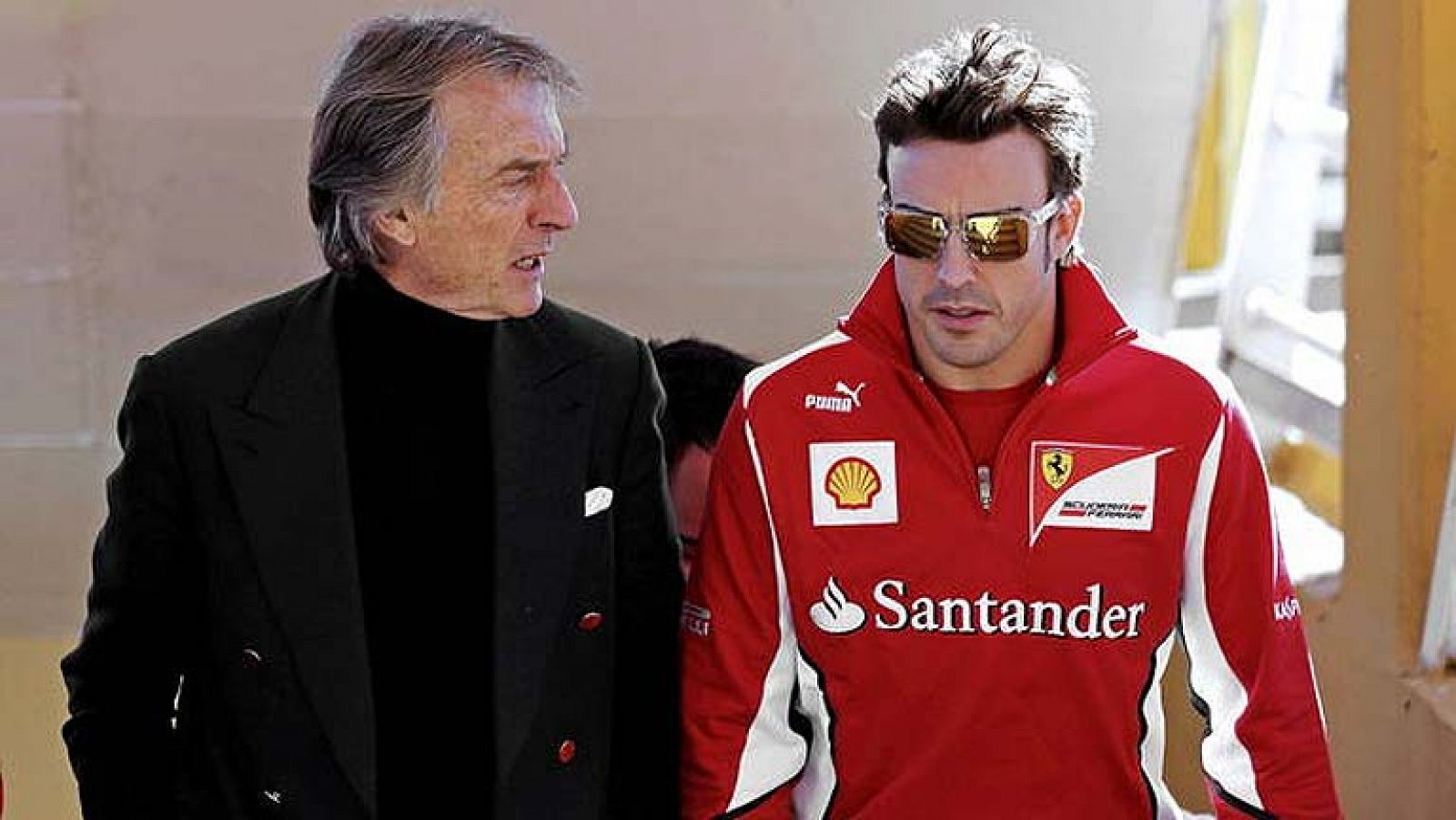 El jefe de Ferrari junto al español Fernando Alonso.