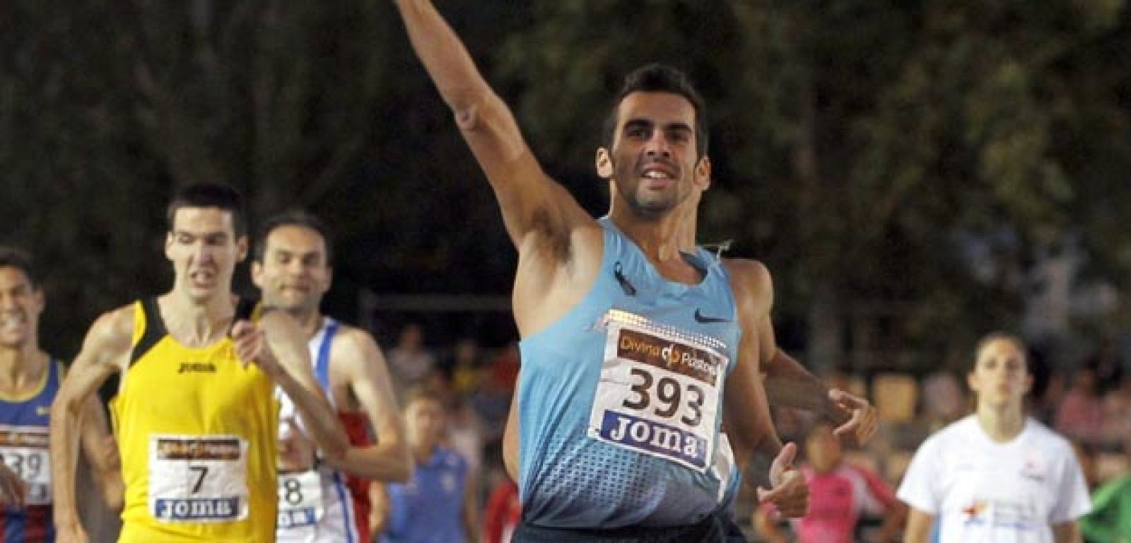 Kevin López se proclama vencedor de la final de 800 metros en el Campeonato Nacional Absoluto de Atletismo