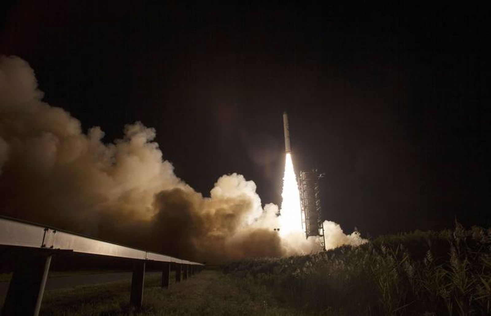  Imagen de la sonda LADEE