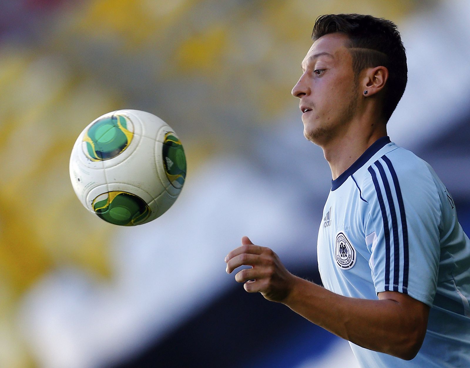 Özil durante un entrenamiento.