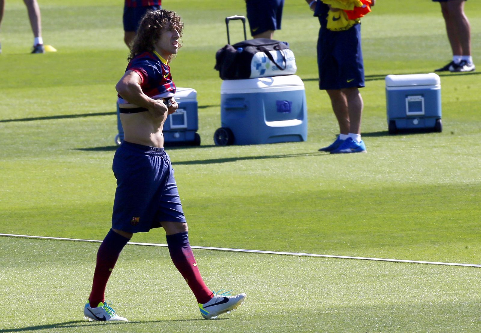 Carles Puyol, en el entrenamiento del FC Barcelona en Sant Joan D'Espí