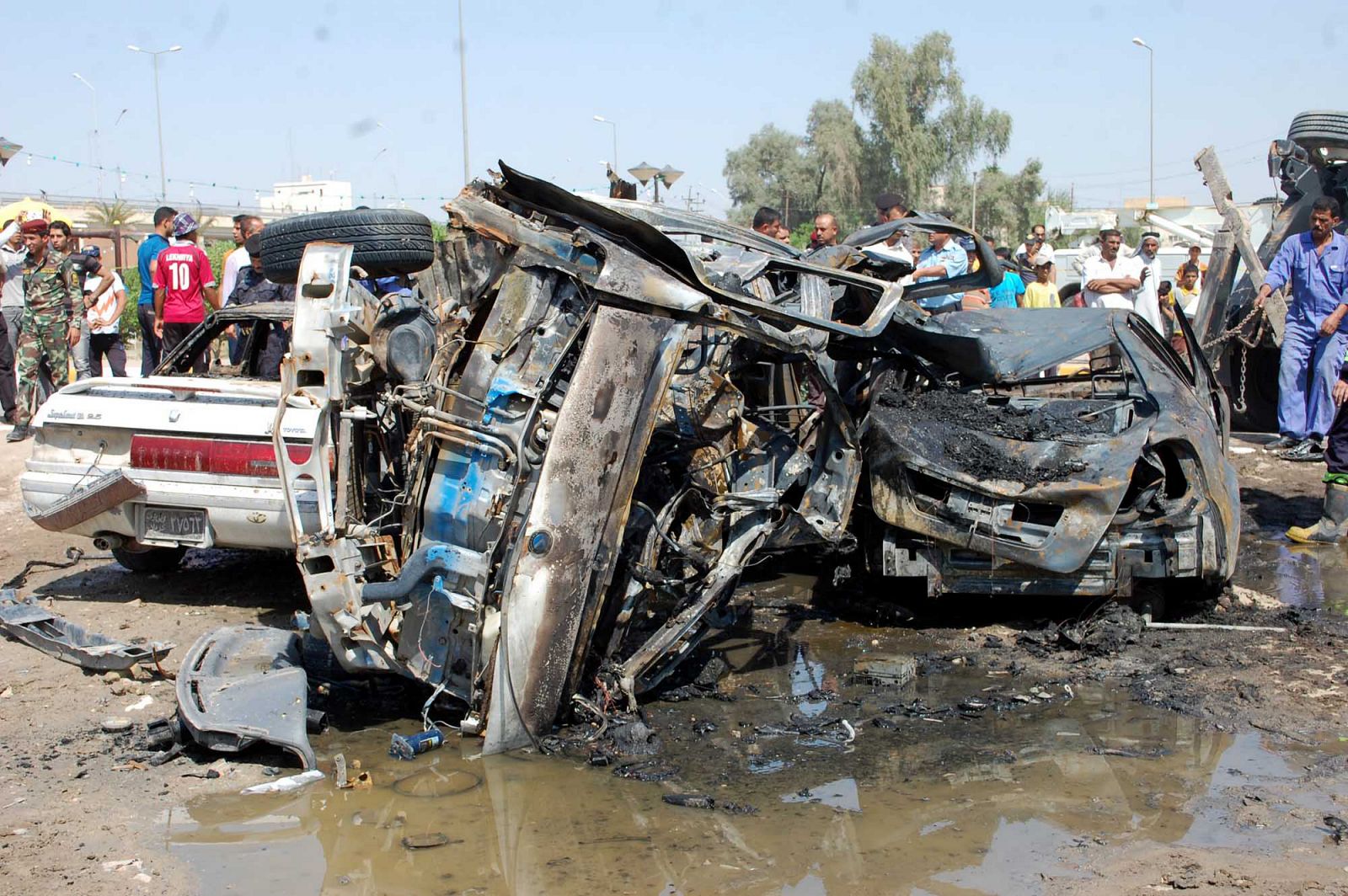 Imagen de uno de los coches bomba.