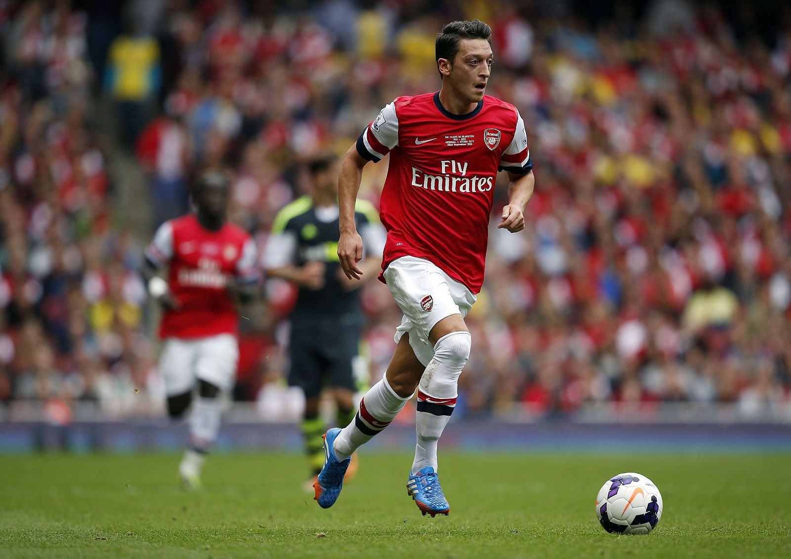 Mesut Ozil, en un partido con el Arsenal