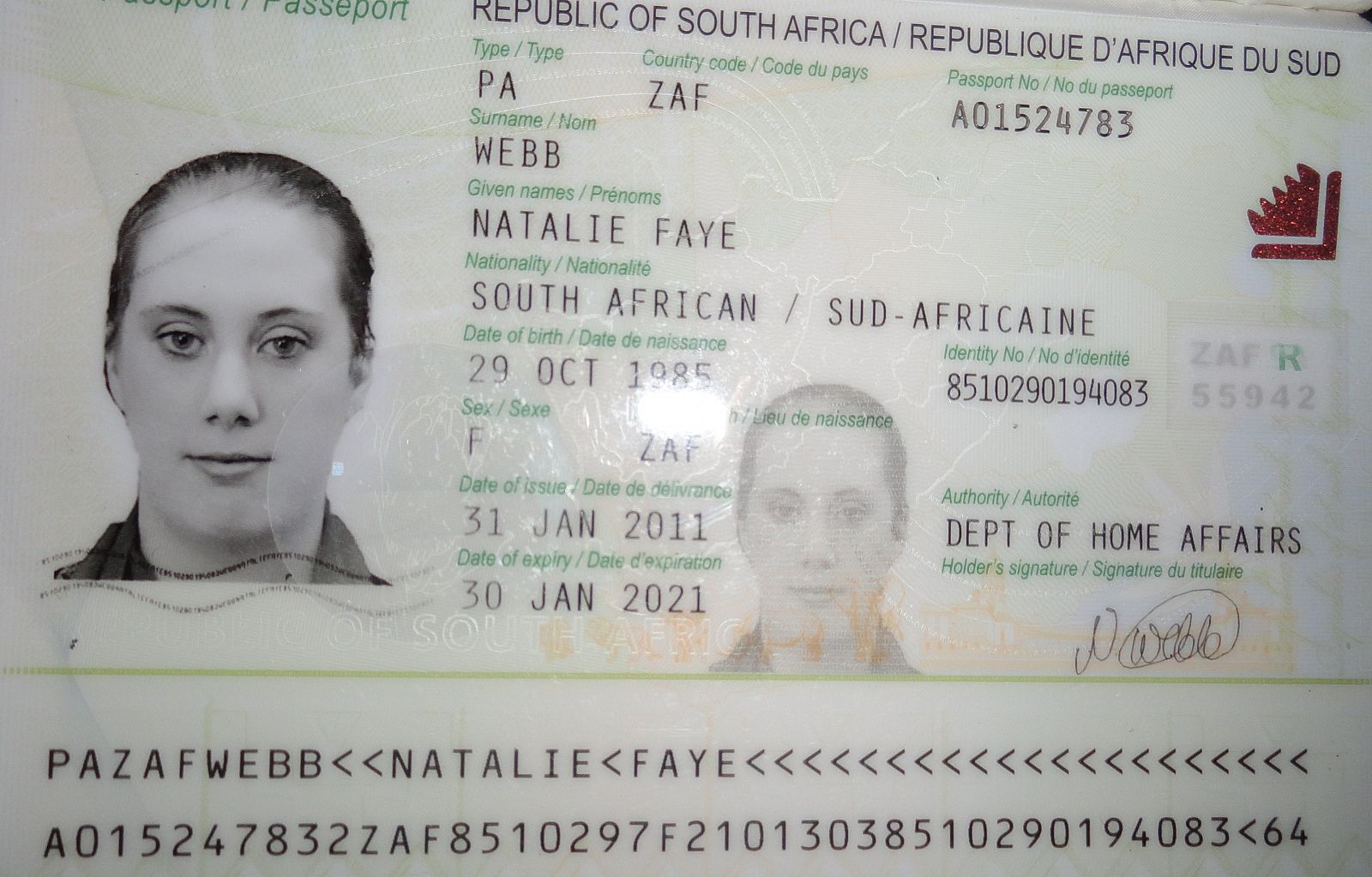 Fotografía de un pasaporte Sudafricano de  Samantha Lewthwaite, a la que los medios llaman 'viuda blanca'