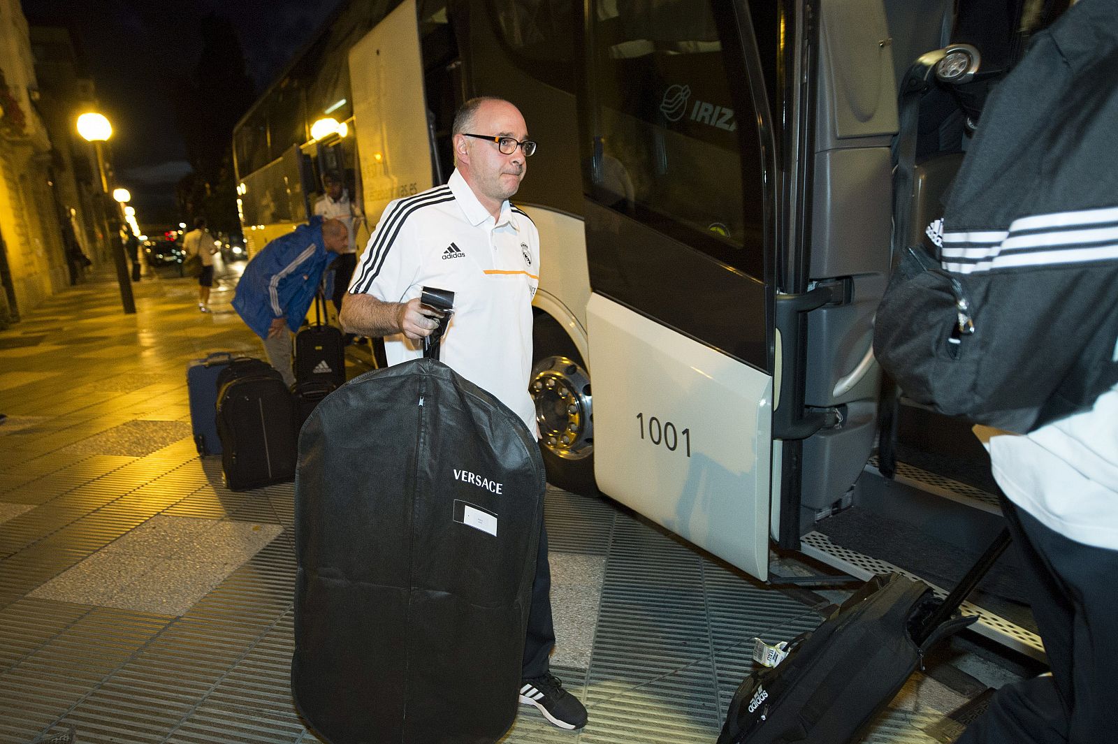 El entrenador del Real Madrid Pablo Laso a su llegada al hotel de Vitoria