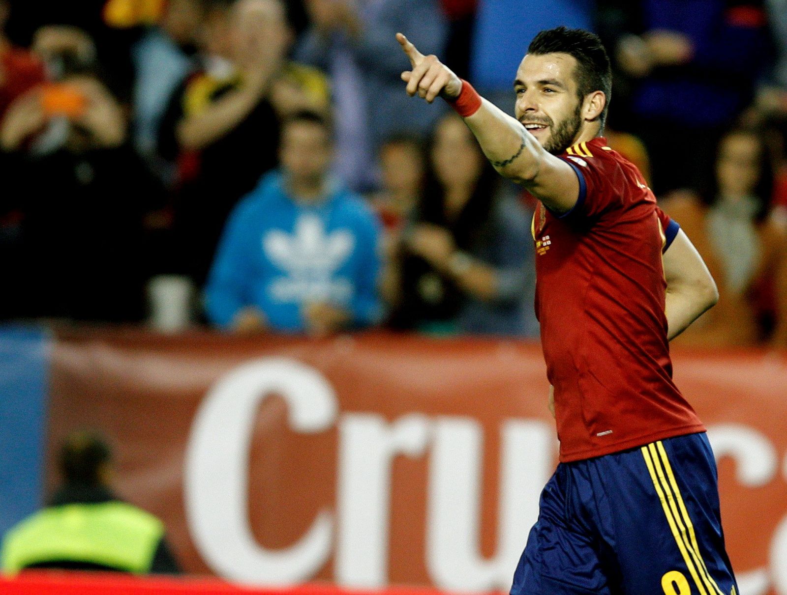 El delantero de la selección española de fútbol Álvaro Negredo celebra el gol marcado a la selección de Georgia.