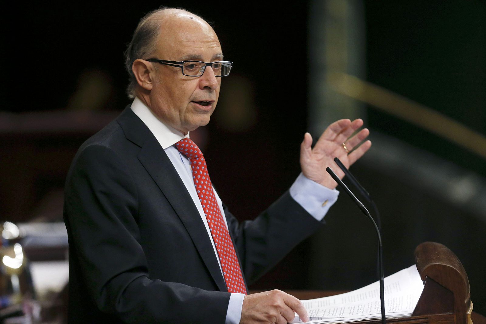 Cristóbal Montoro, durante el debate del proyecto de reforma local en el Congreso.