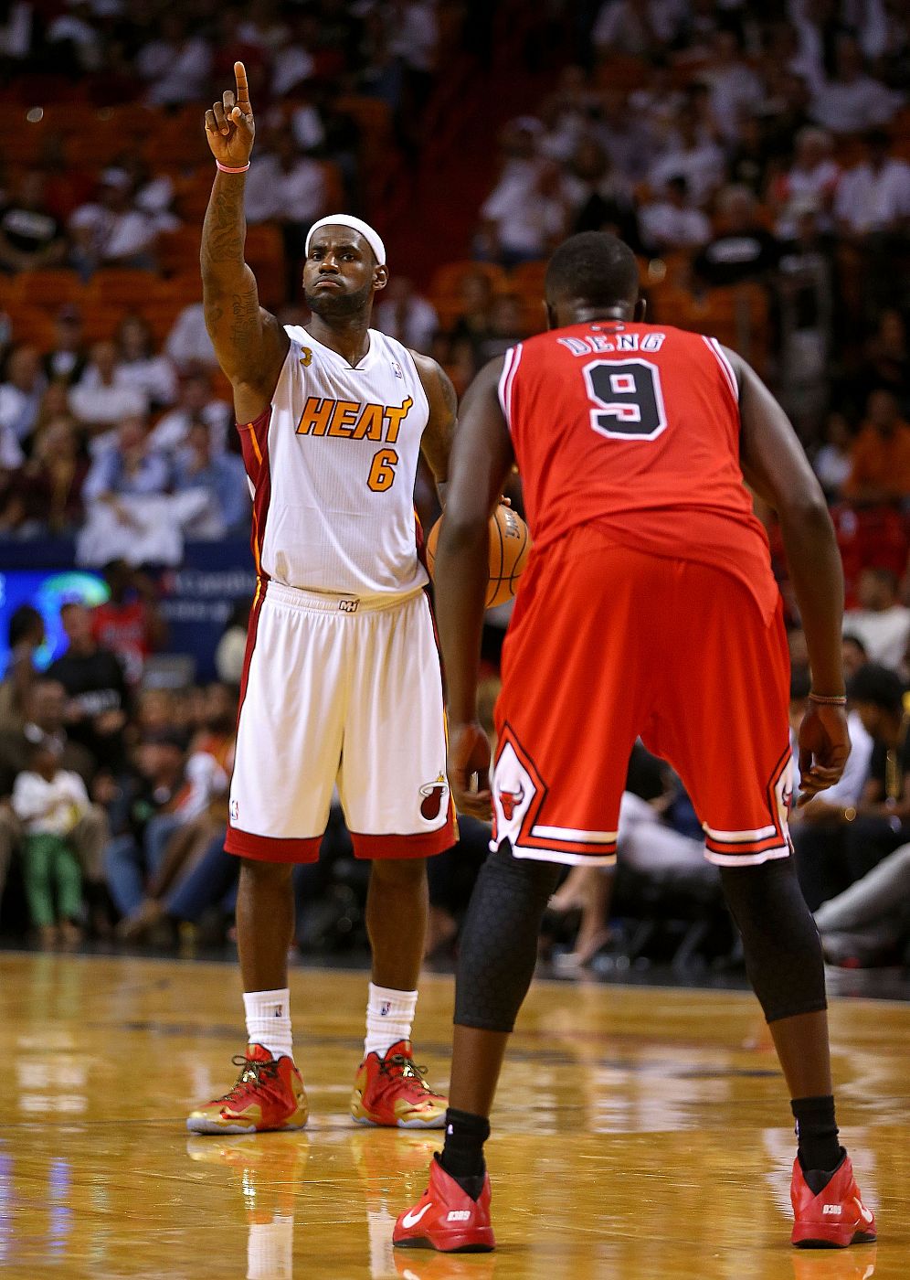 Imagen de Lebron James durante el choque ante los Bulls.