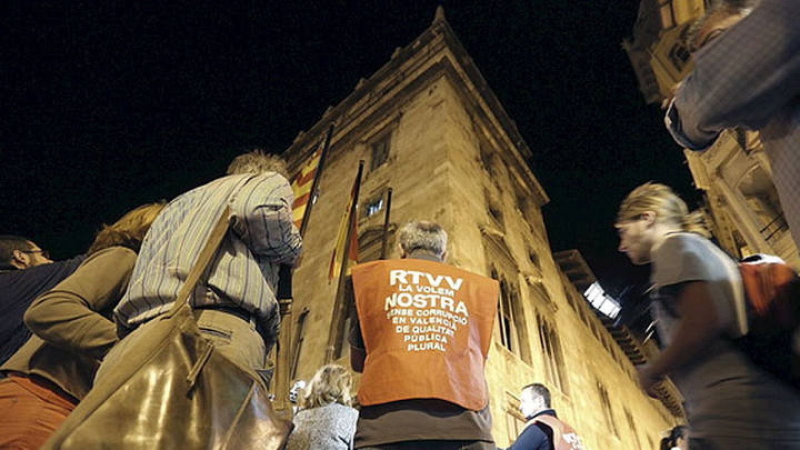 La oposición exige responsabilidades políticas por el cierre de RTVV