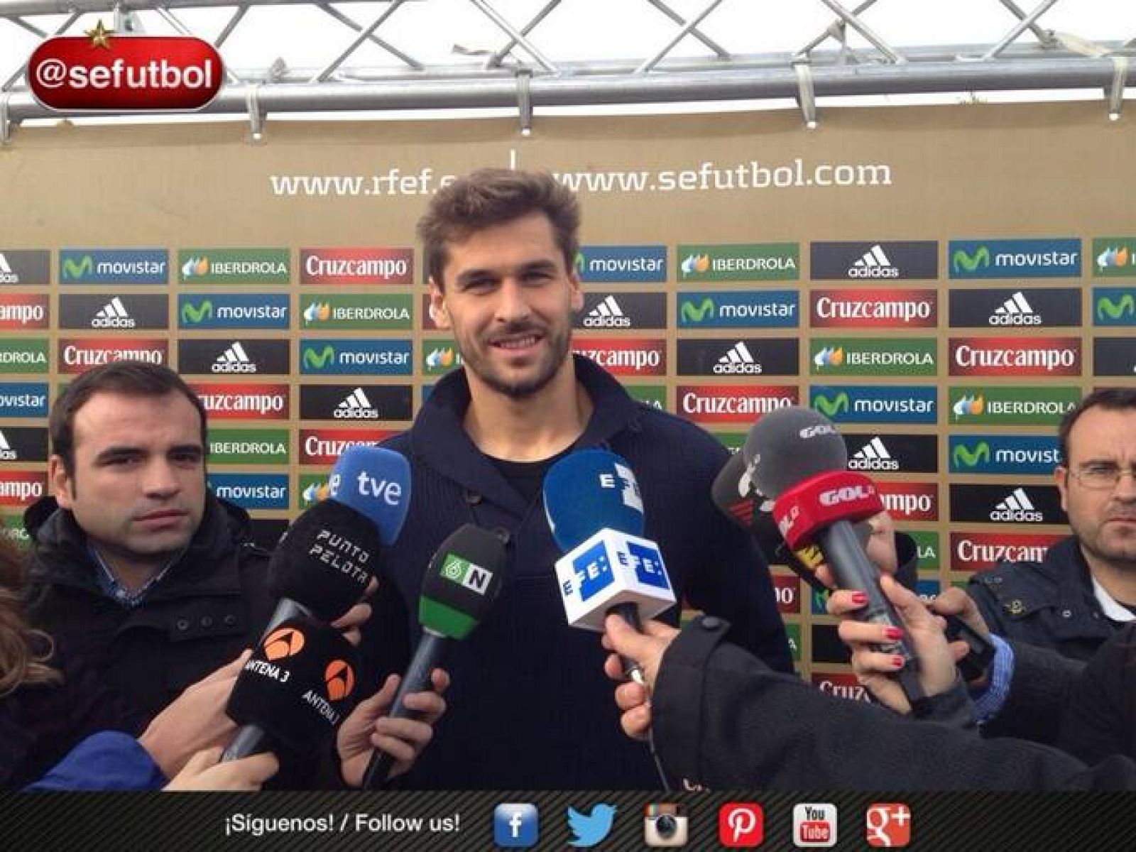 Fernando Llorente, en su llegada a la concentración de la selección española.