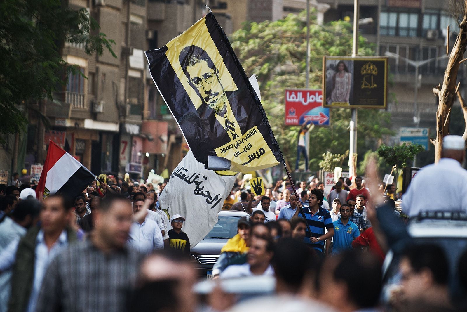 Partidarios de Mohamed Morsi en una manifestación en El Cairo, el 8 de noviembre