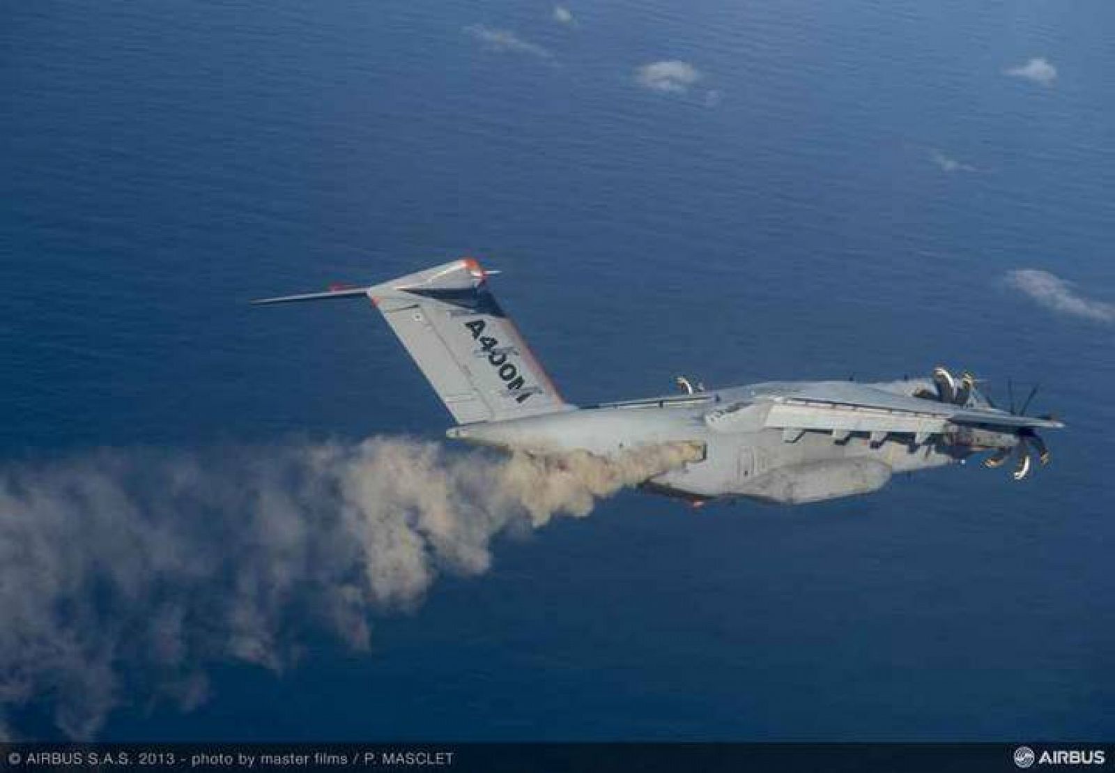 El A400M sembrando la nube