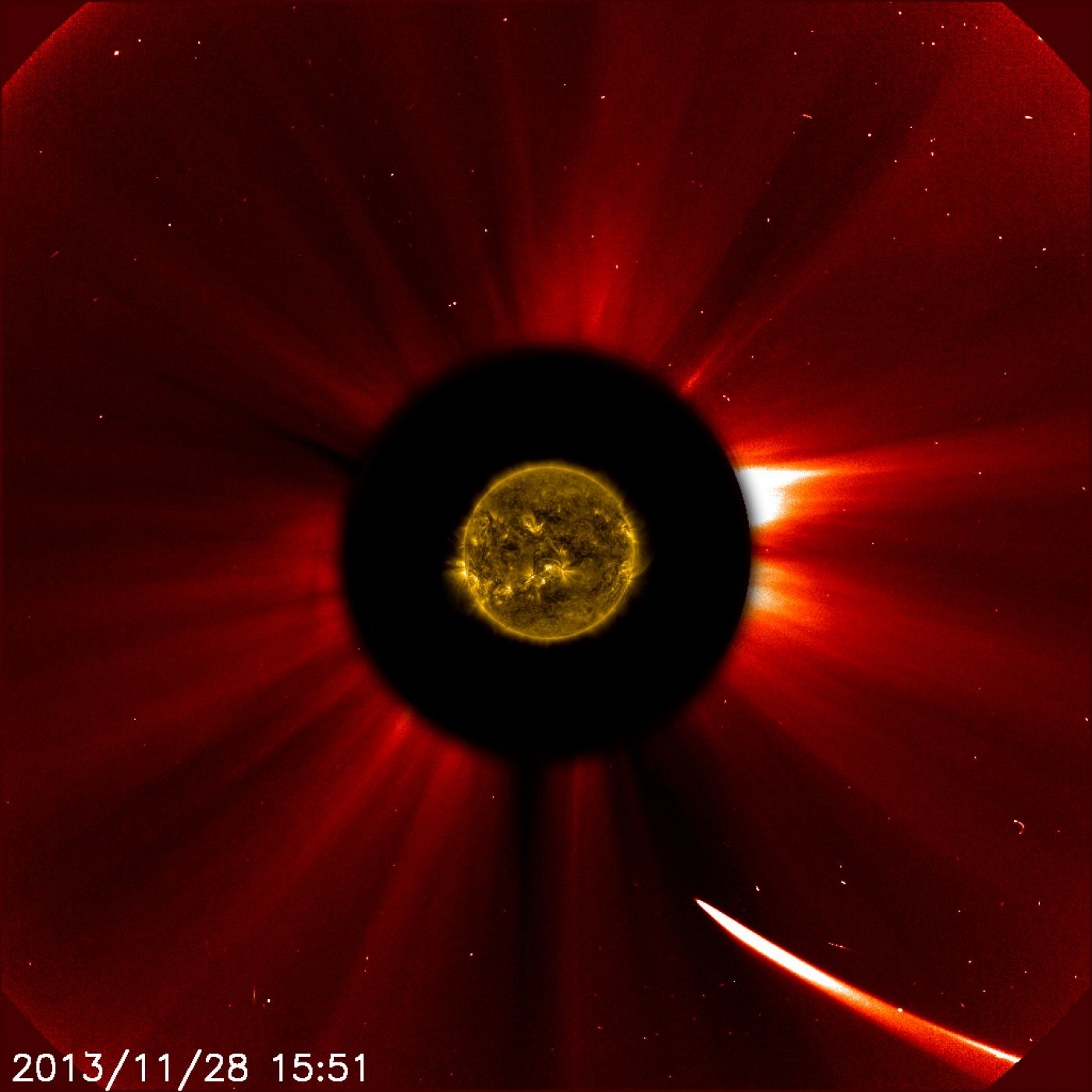El cometa ISON se desintegra en su viaje hacia el Sol