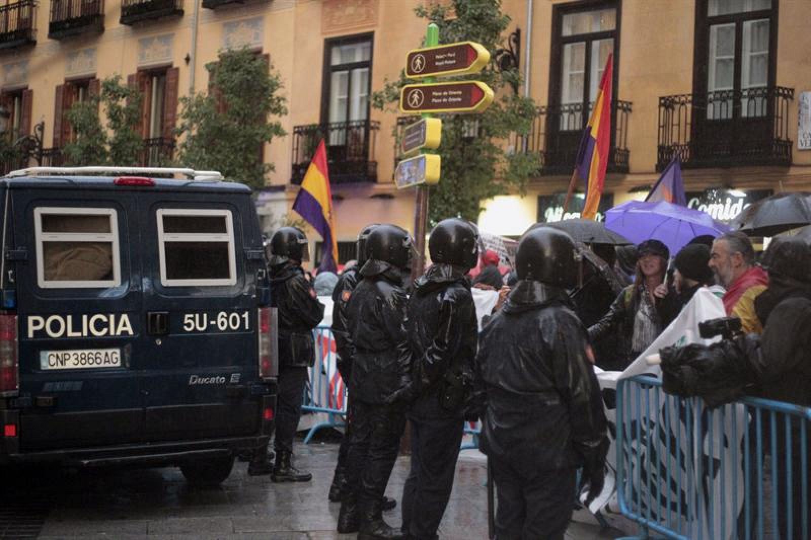 Agentes antidisturbios en una manifestación en Madrid.