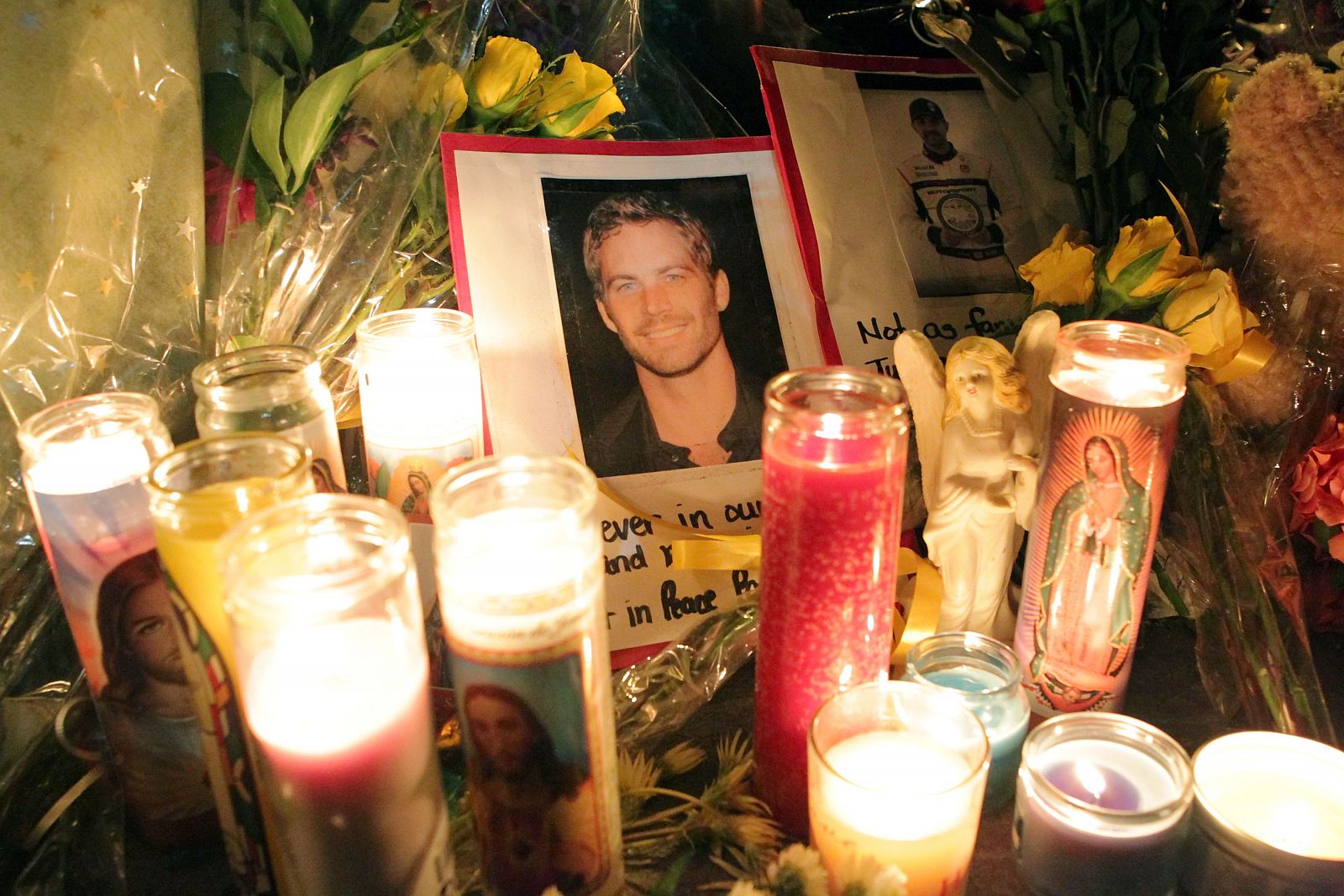 Paul Walker Crash Site Becomes Memorial