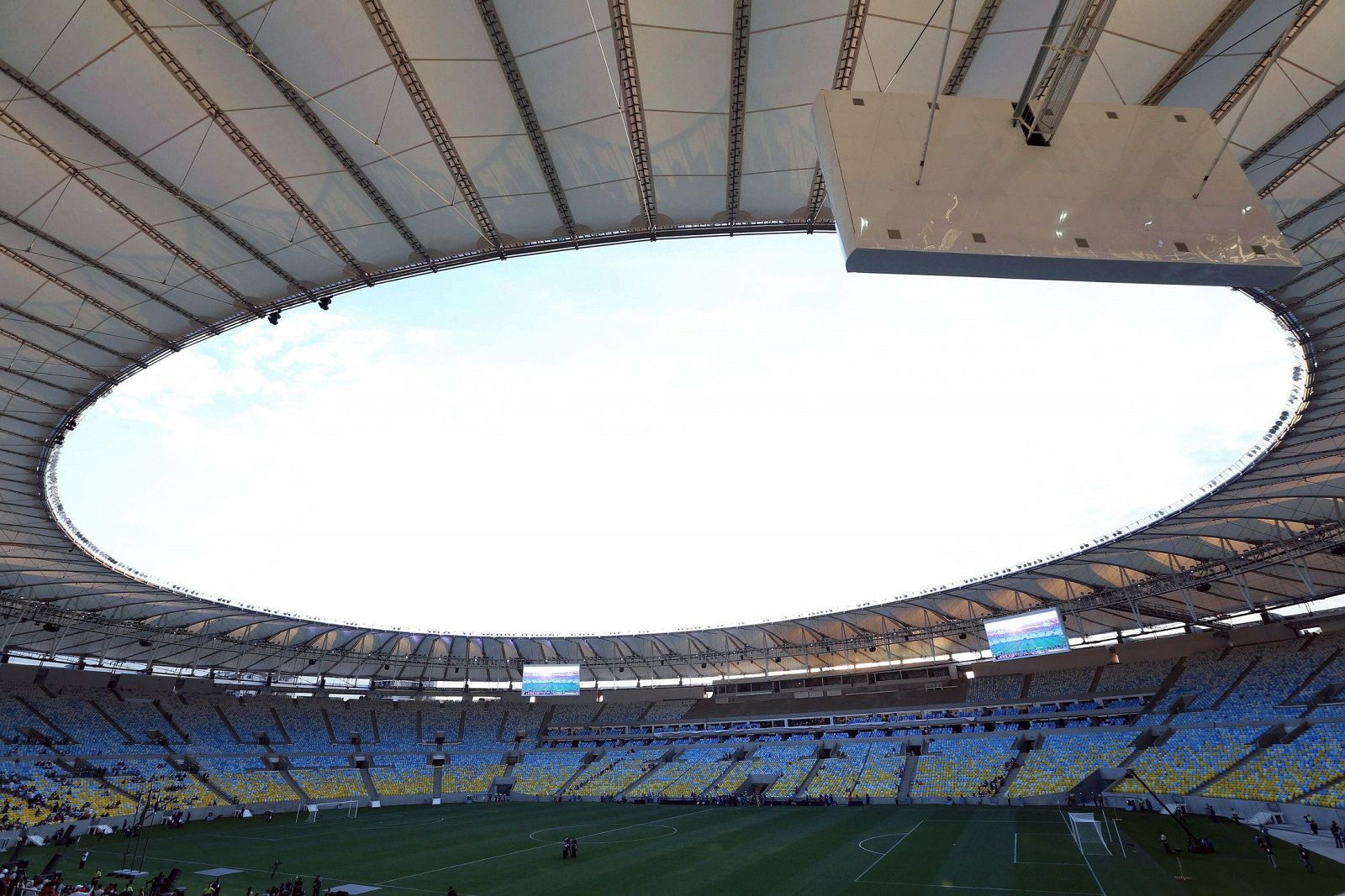 Vista general del reinagurado estadio de Maracaná, sede del España - Chile