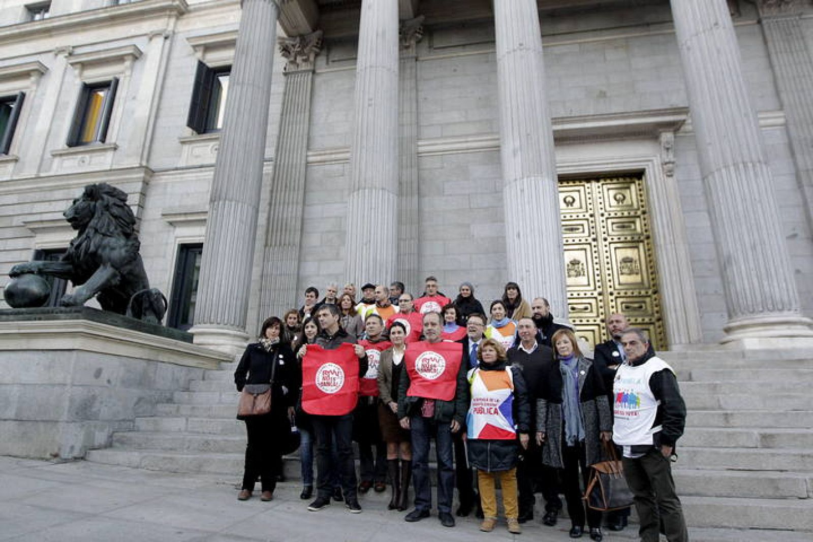 El Congreso rechaza revocar el cierre de la RTVV