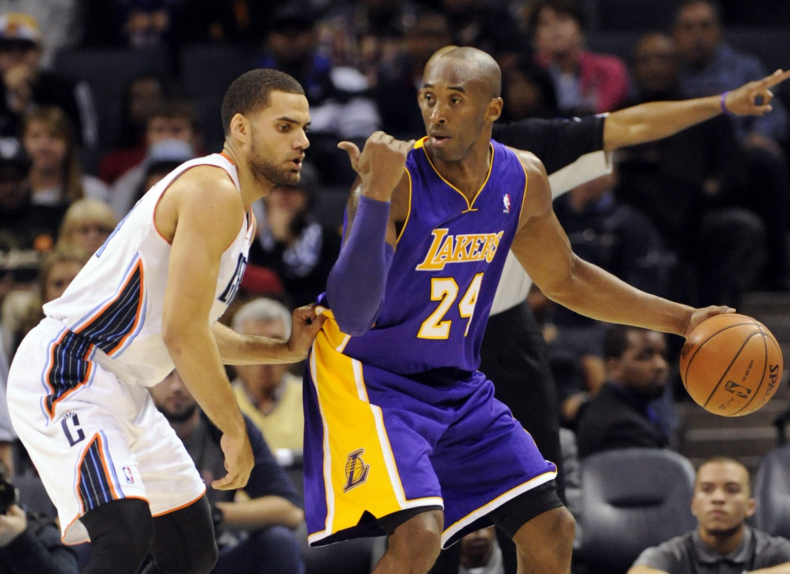 Los Angeles Lakers - Charlotte Bobcats