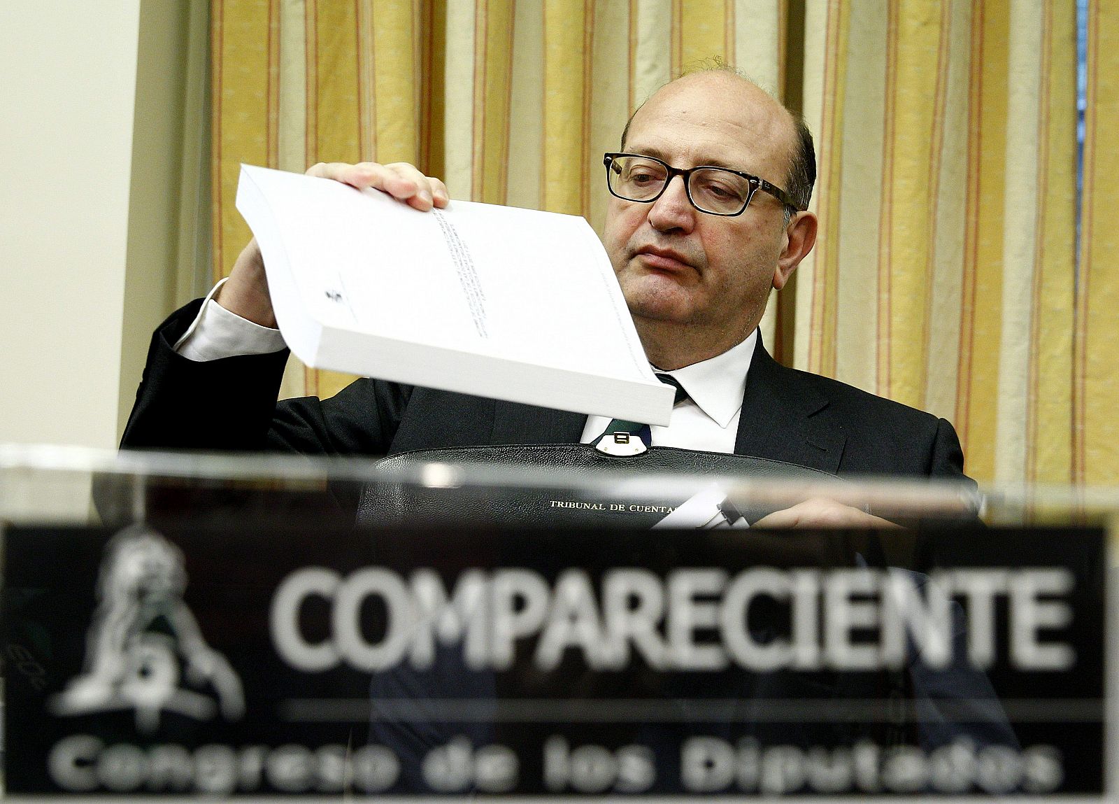 El presidente del Tribunal de Cuentas, Ramón Álvarez de Miranda, durante su comparecencia en comisión en el Congreso para informar sobre la cuenta general del Estado de 2011
