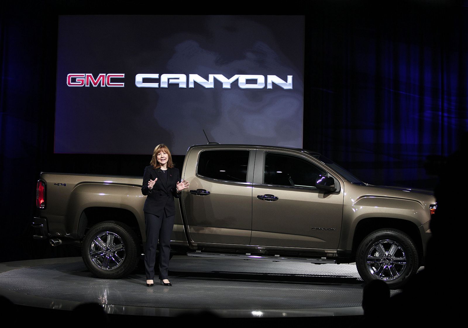 Mary Barra, la nueva consejera delegada de General Motors, en el Salón del Automóvil de Detroit