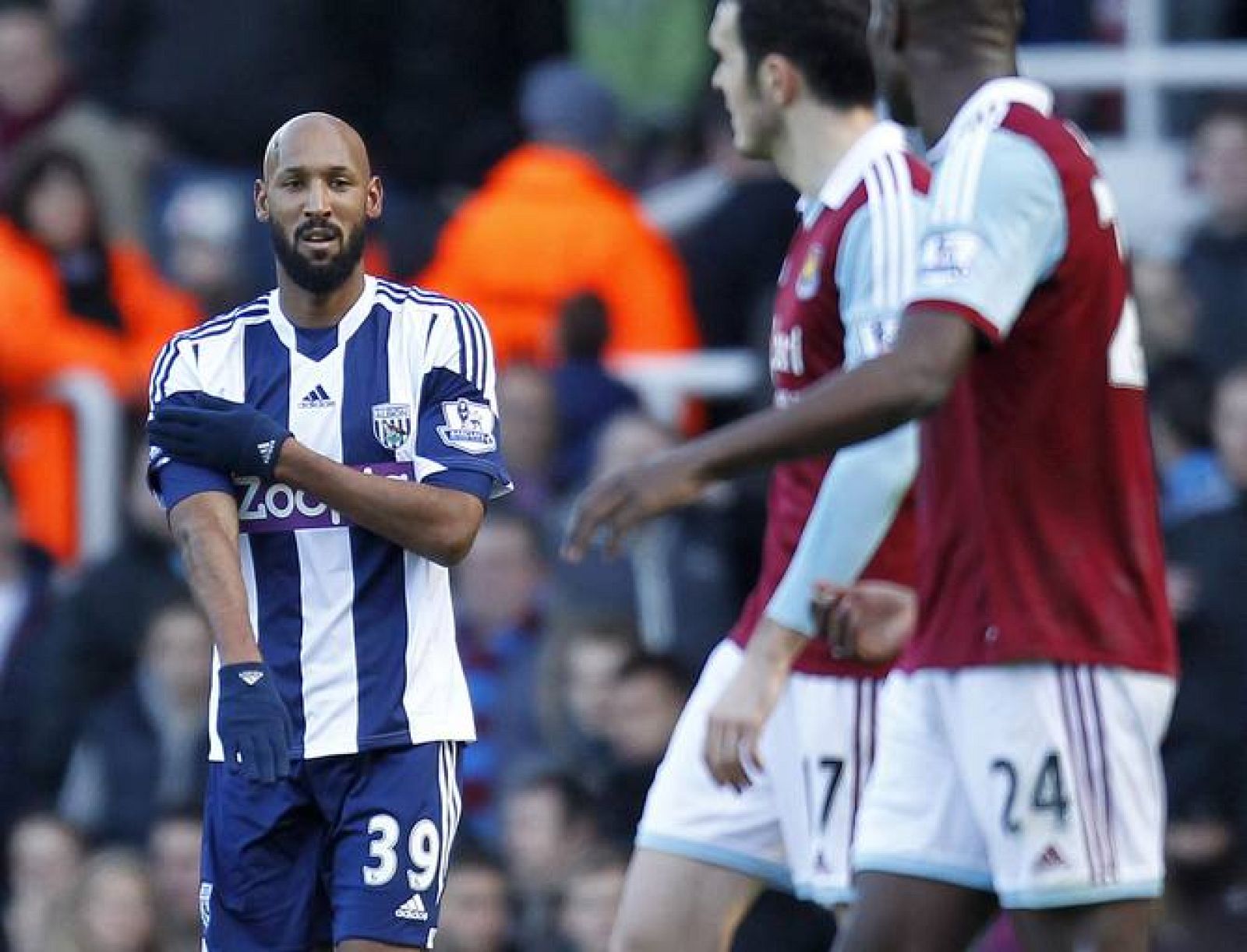 Nicolas Anelka, en el momento de hacer el gesto antisemita.