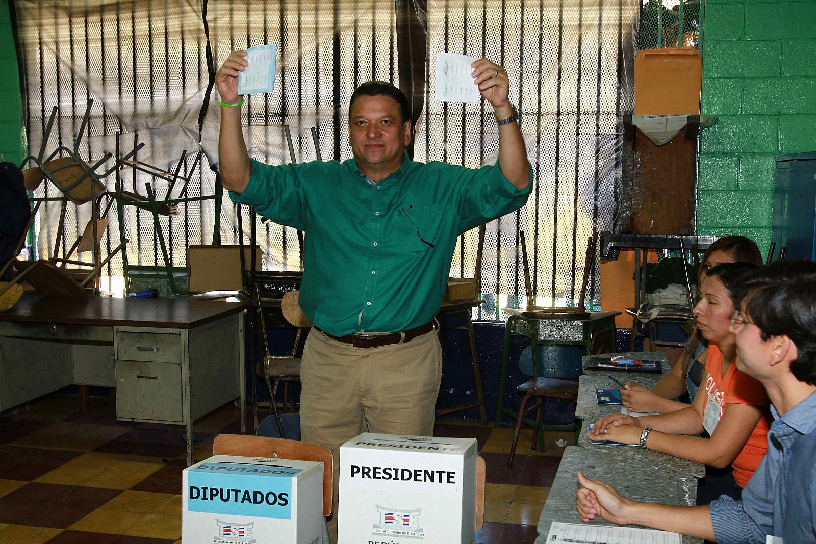 El candidato del Partido Liberación Nacional, Johnny Araya, en l San José (Costa Rica), durante las elecciones presidenciales en el país.