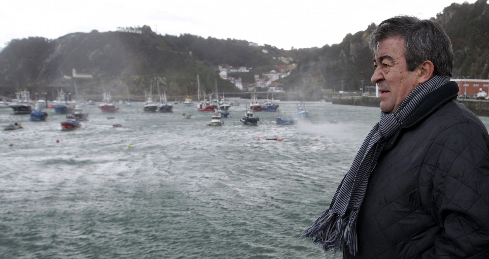 El presidente de Foro Asturias, Francisco Álvarez Cascos, en Cudillero.