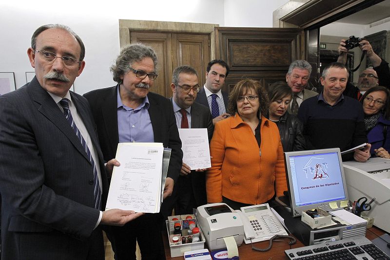 Los grupos en la oposición presentan una proposición para derogar la Lomce