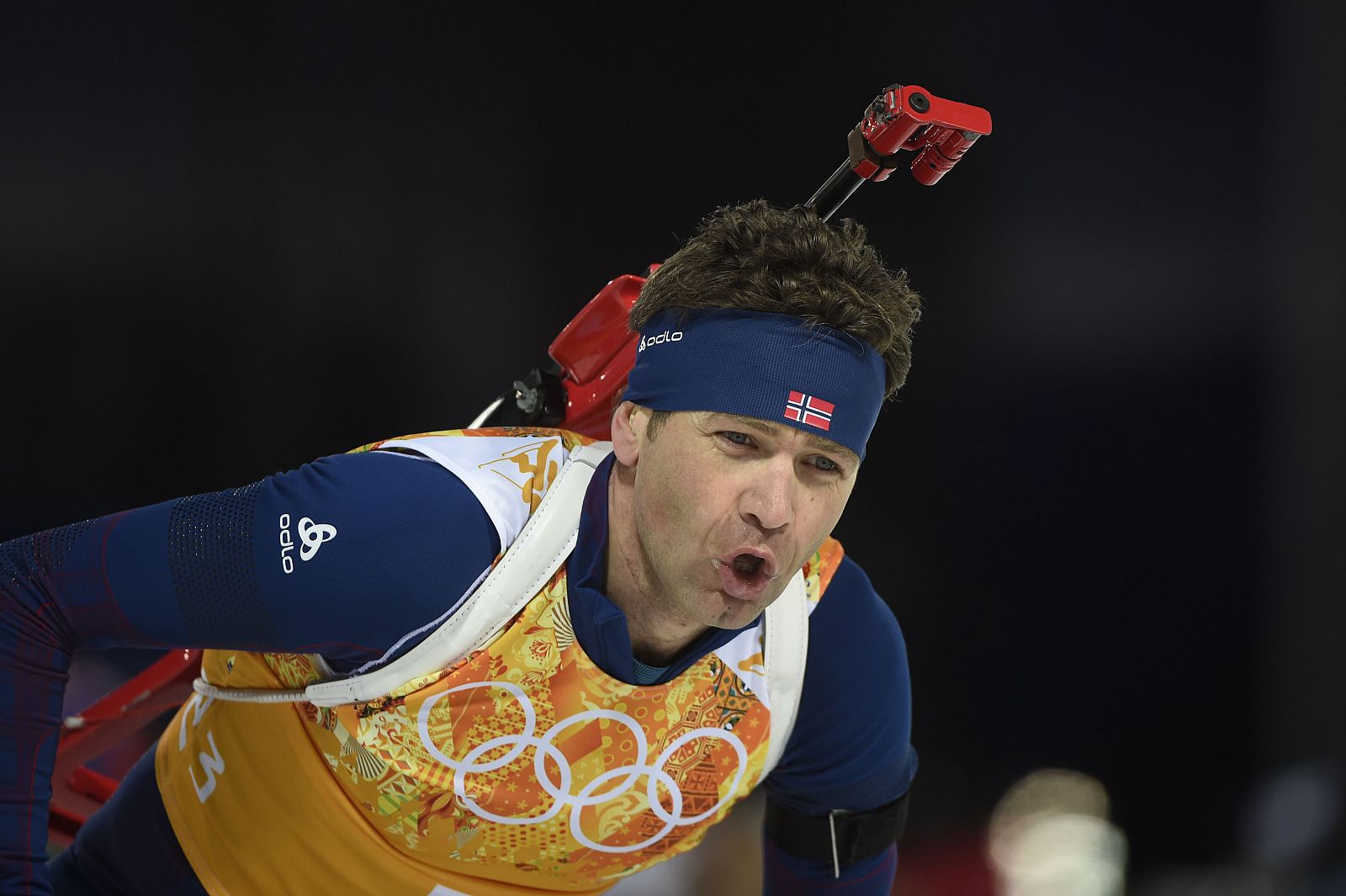 El nueruego Ole Einar Bjoerndalen se ha convertido en el atleta más laureado de unos Juegos de Invierno.