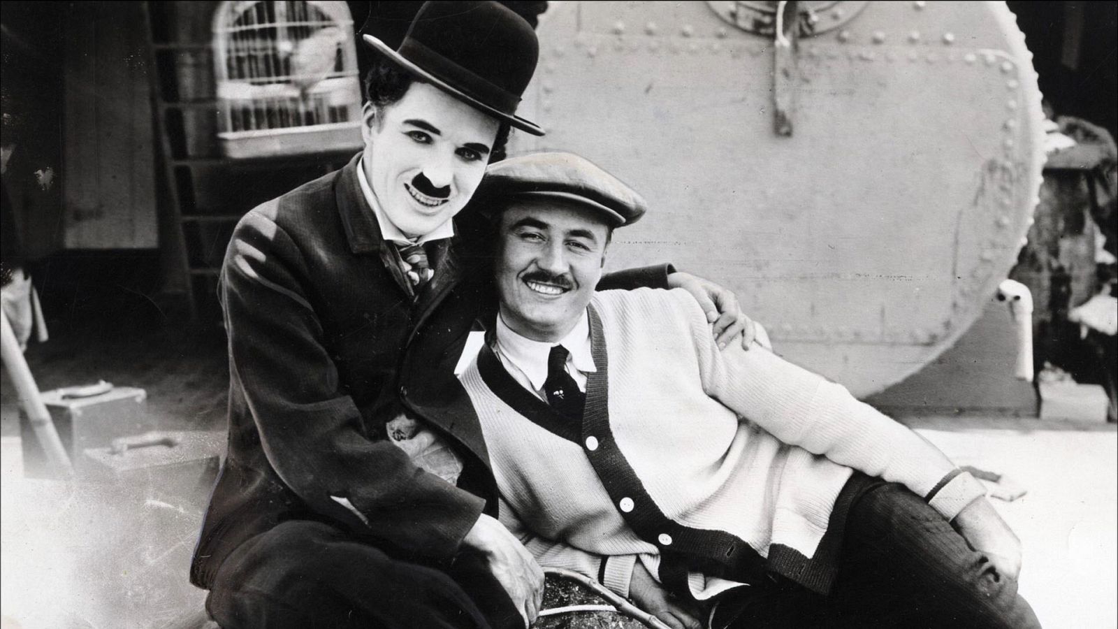 Chaplin con su hermano Sidney