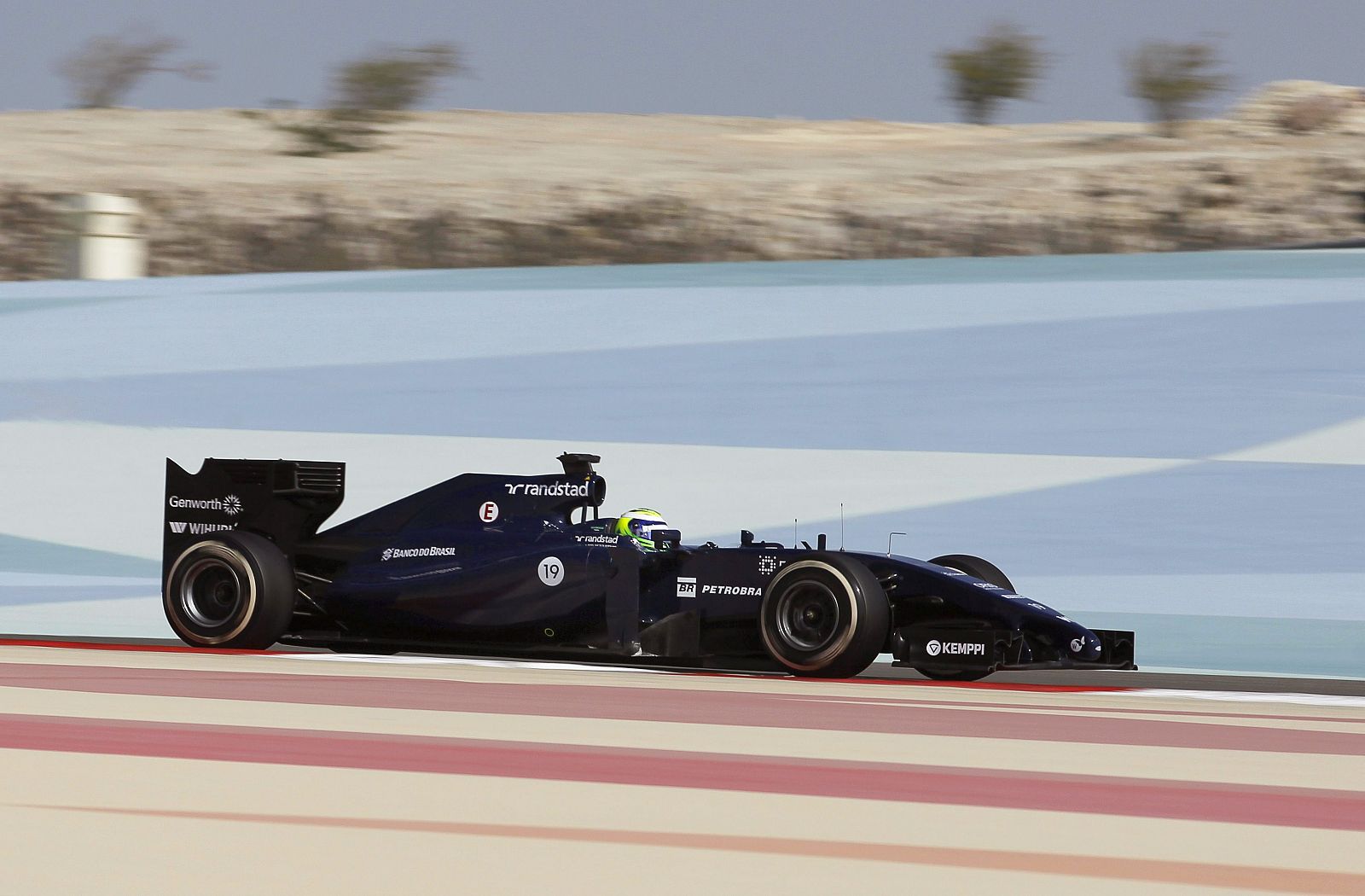 El brasileño Felipe Massa, de Williams, durante los entrenamientos de Baréin