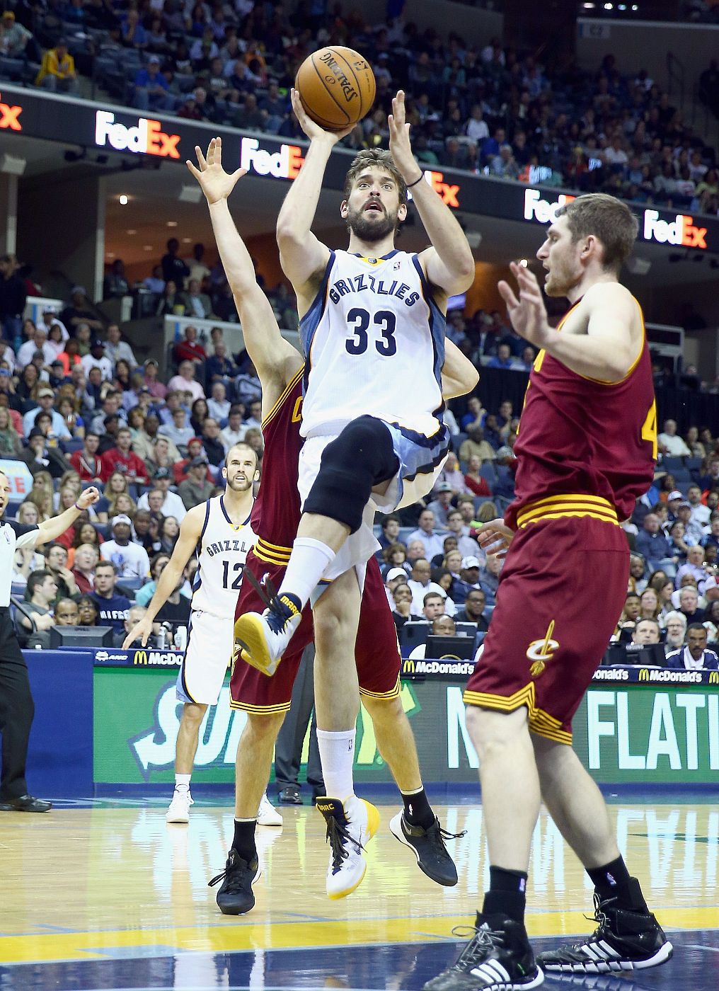 Cleveland Cavaliers v Memphis Grizzlies