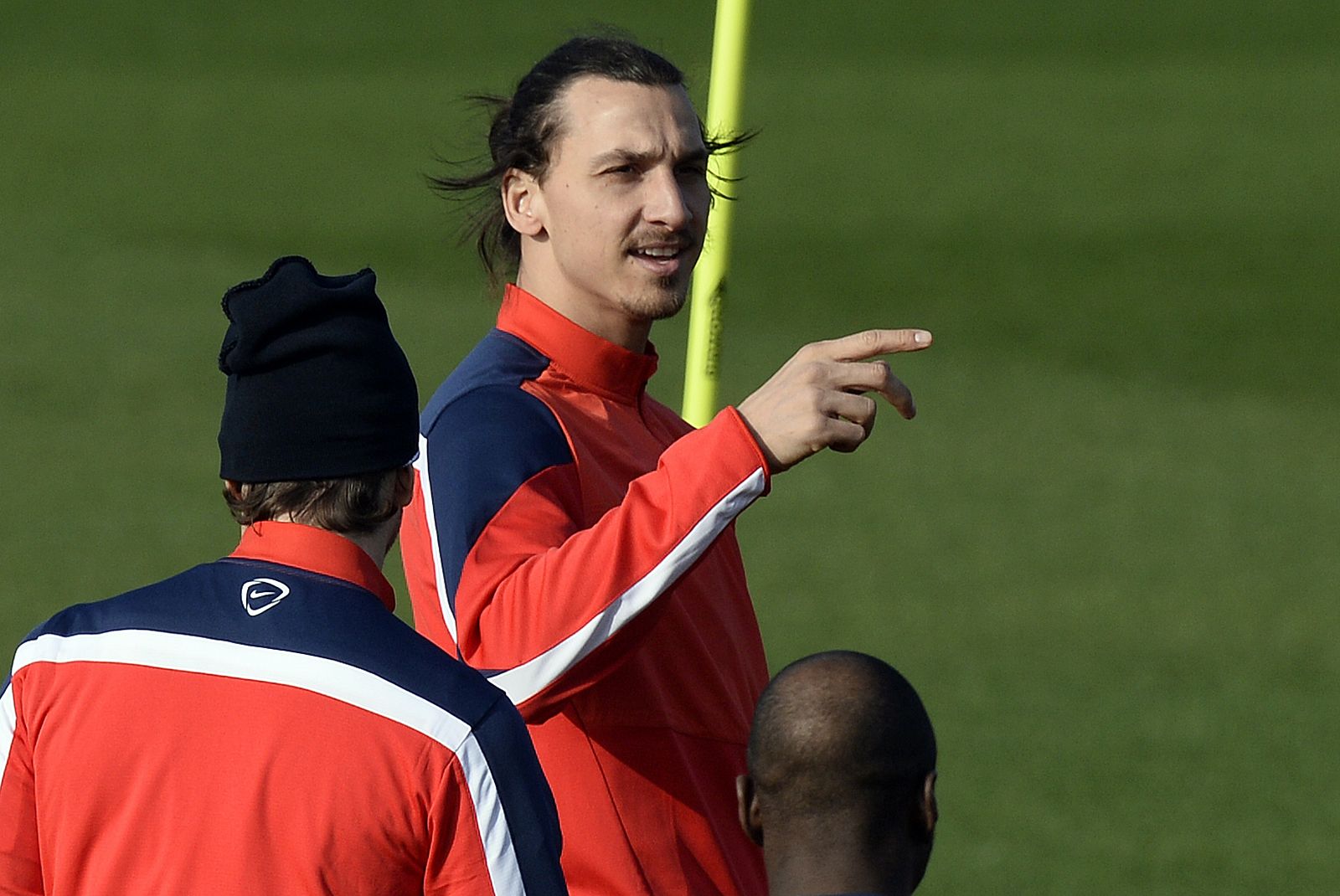 Zlatan Ibrahimovic, duda para jugar contra el Bayer Leverkusen