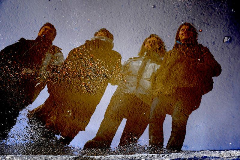 El equipo de En Portada con Natalia, la traductora. Reflejo.