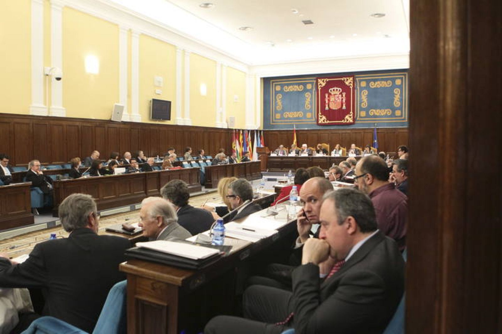 El Ministerio de Educación y los rectores de universidades mantienen sus discrepancias sobre el acceso a becas