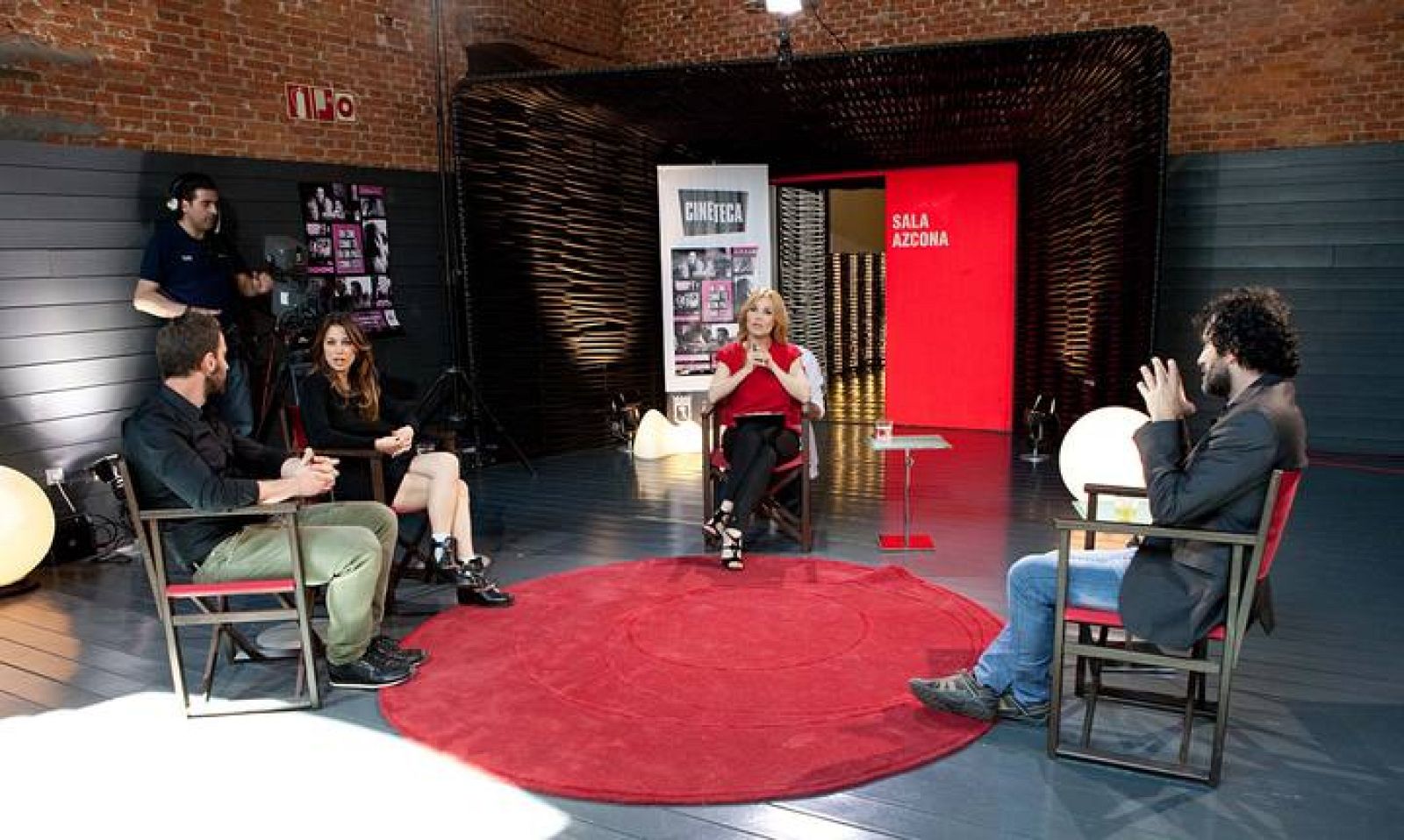  Dani Rovira y Blanca Suárez, invitados de 'Versión Española' desde la Cineteca de Madrid