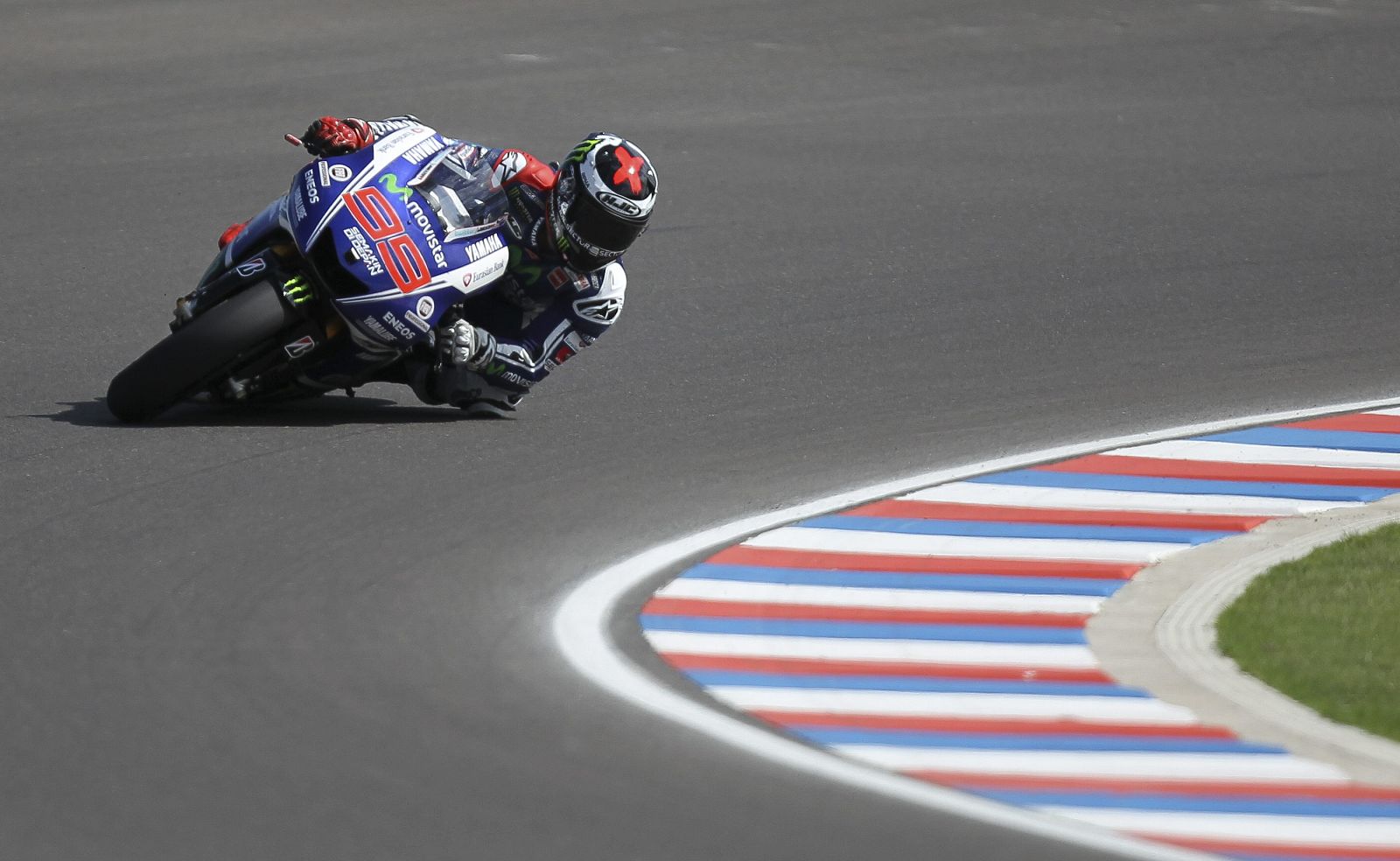 El piloto español Jorge Lorenzo, del equipo Yamaha YZR.