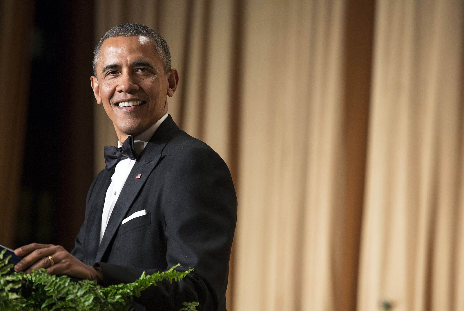 U.S. President Barack Obama speaks during the White House Correspondents' Association Dinner