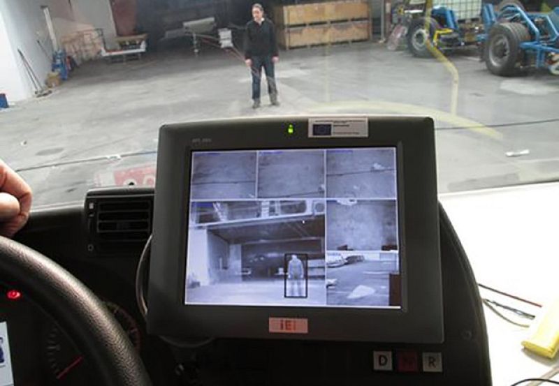 El dispositivo pensado para autocares escolares desarrollado por la Universidad Politécnica de Valencia.