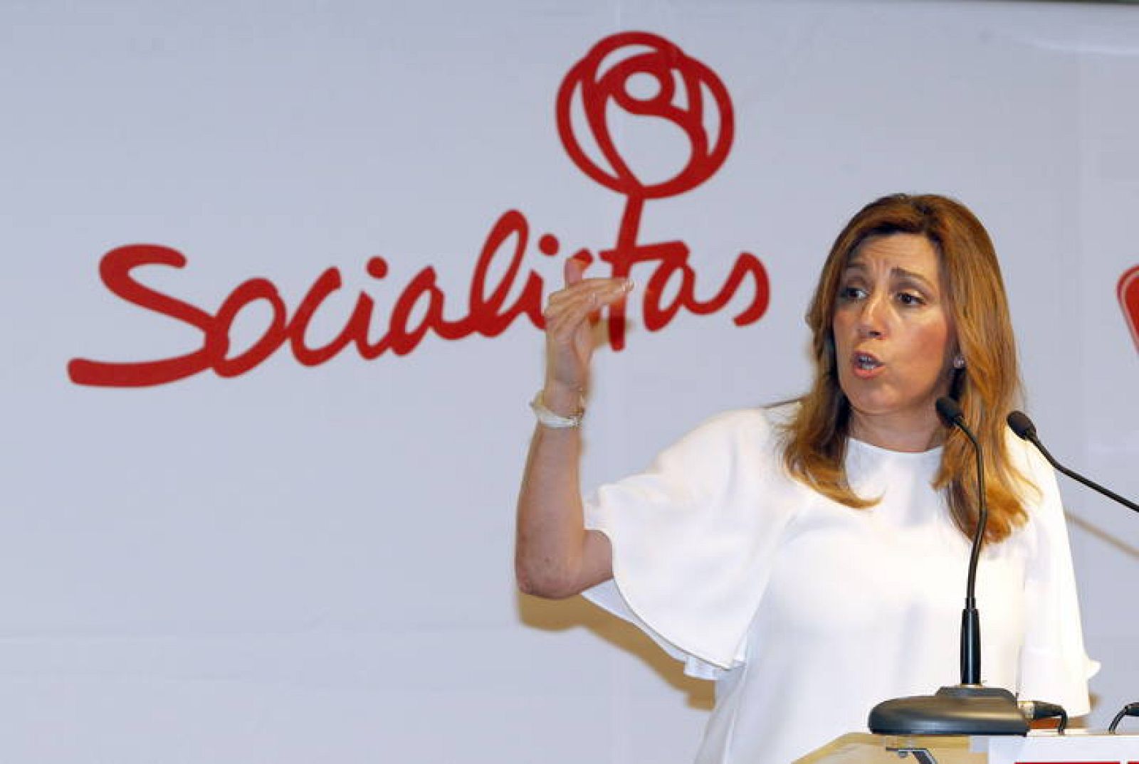 La secretaria general del PSOE de Andalucía y presidenta de la Junta, Susana Díaz, durante el acto público con militantes y simpatizantes de su partido en Las Palmas de Gran Canaria. 
