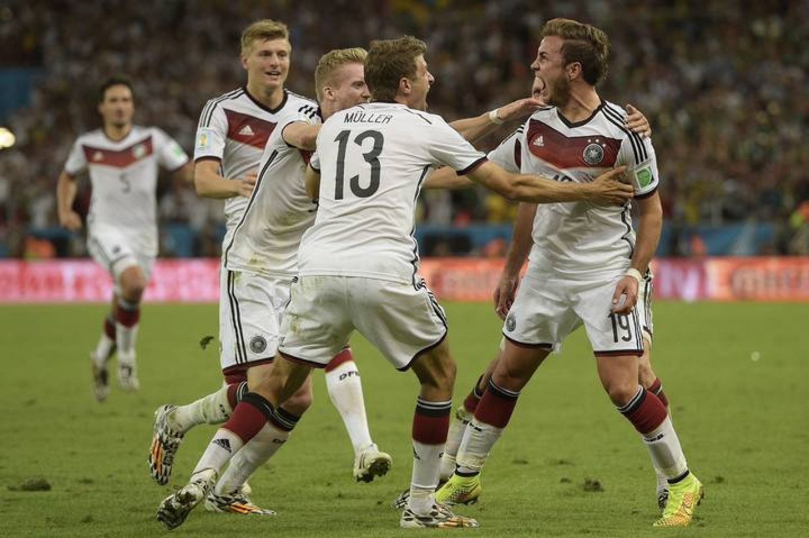 Alemania celebra el gol que le ha dado el Mundial.