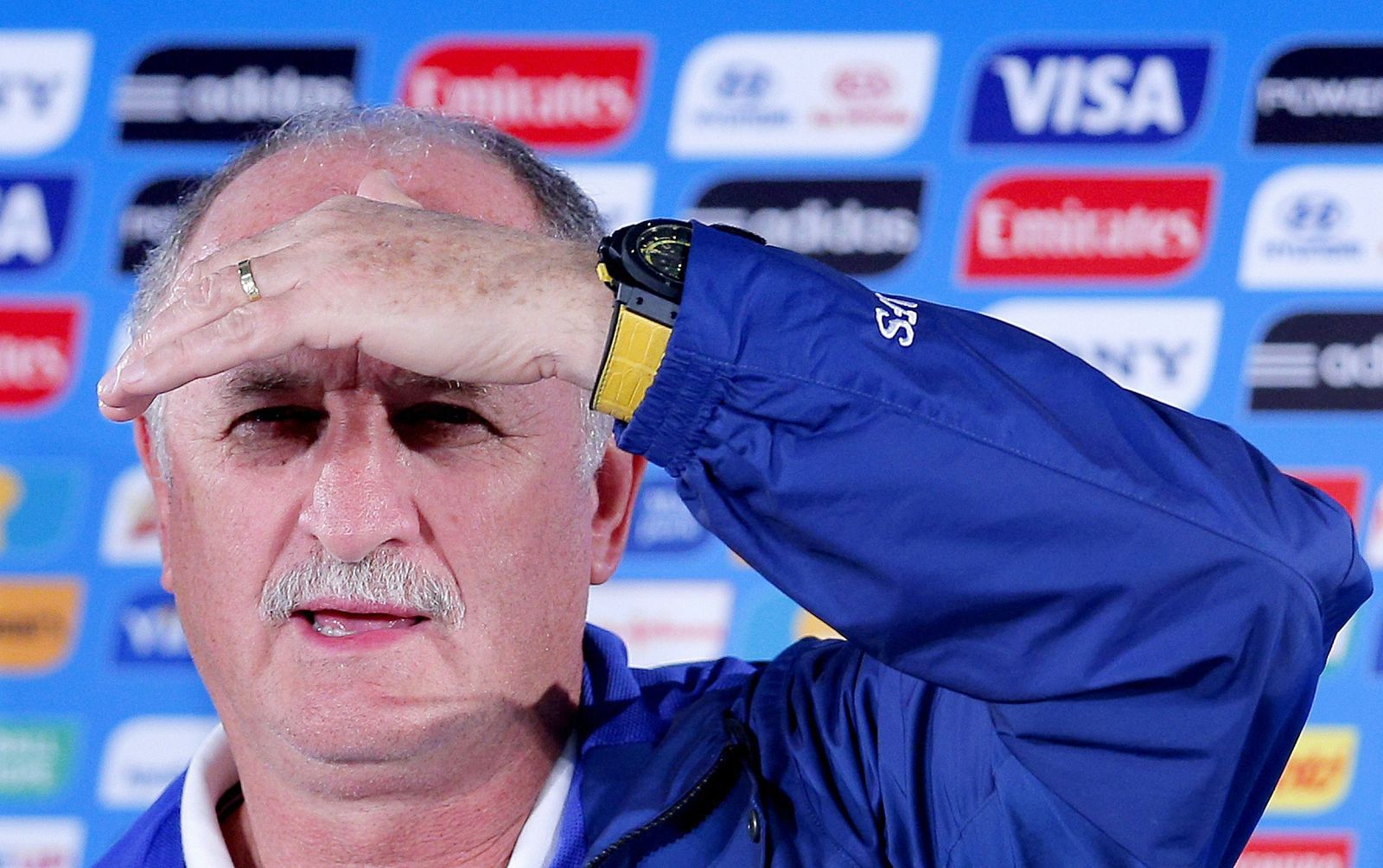 Scolari resigns