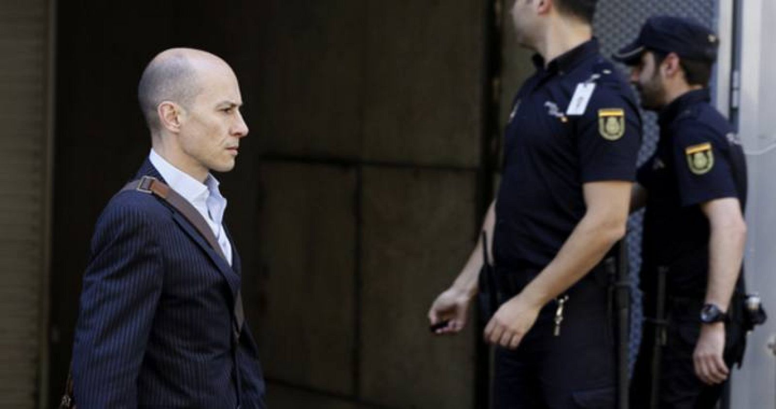 PEDRAZ INTERROGA A JENARO GARCÍA POR FALSEAR LAS CUENTAS DE GOWEX