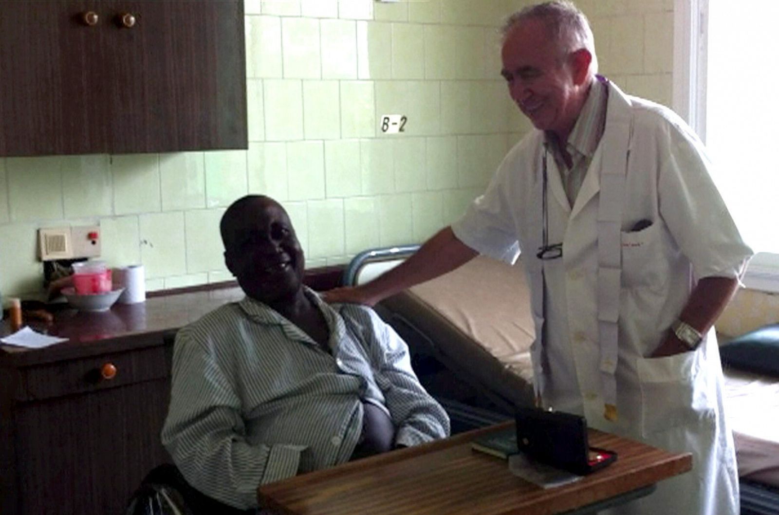 El religioso español Miguel Pajares, en Liberia, donde ha contraído el ébola