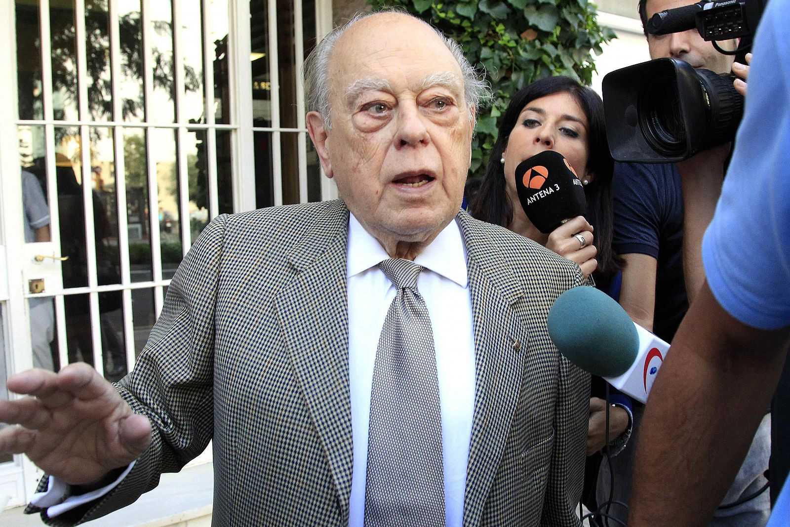 TODOS LOS PARTIDOS CATALANES, EXCEPTO CiU, PIDEN UNA COMISIÓN DE INVESTIGACIÓN SOBRE EL CASO PUJOL