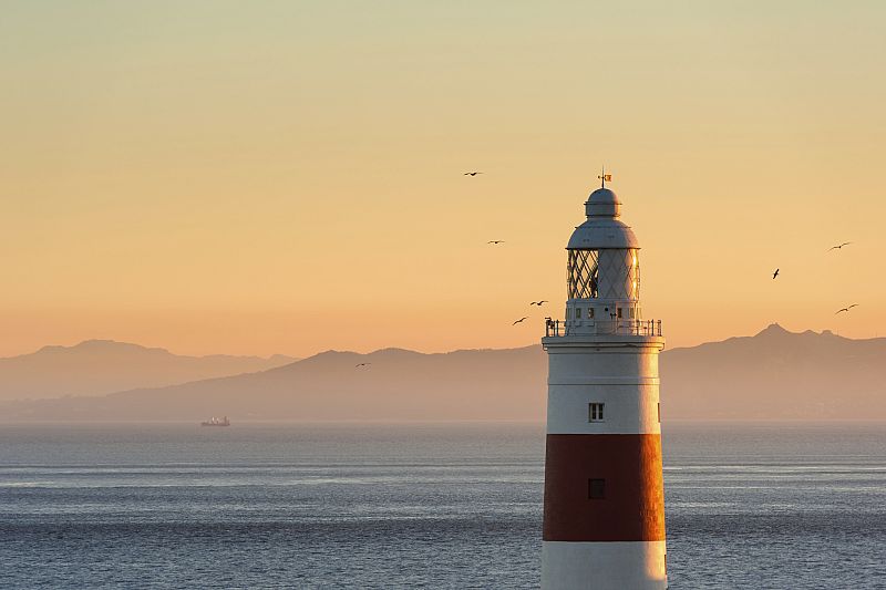 Puesta de sol en el estrecho de Gibraltar.