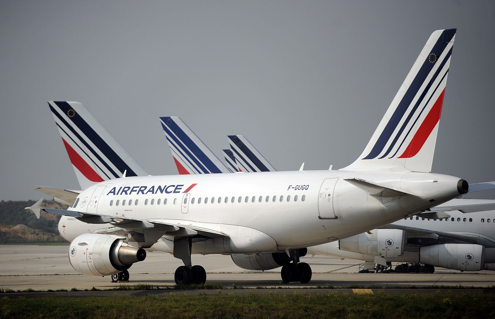 Aviones de Air France en el aeropuerto Charles de Gaulle de París