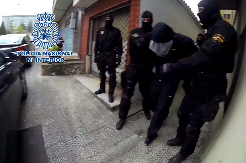 LA POLICÍA DIFUNDE IMÁGENES DE LA DETENCIÓN DEL PRESUNTO PEDERASTA DE CIUDAD LINEAL