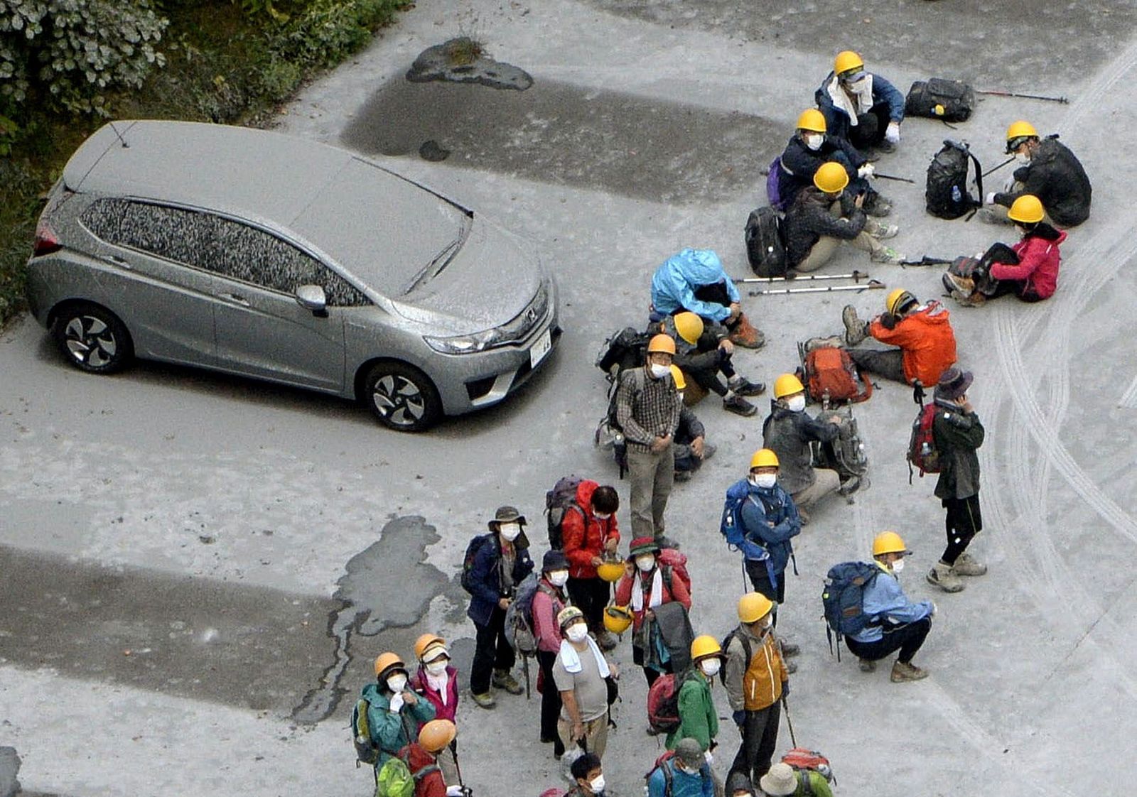 Varios senderistas afectados por la erupción del Monte Ontake
